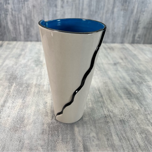 1989 Hallmark Cards Inc. Ceramic Vase White Blue Vintage - Picture 5 of 7